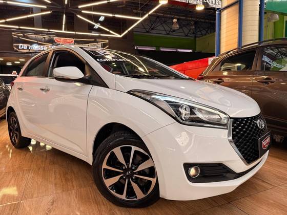 HYUNDAI HB20 1.6 PREMIUM 16V FLEX 4P AUTOMÁTICO